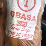 See How Angry Youths Turn Obasa Bread into Football In Lagos (VIDEO) - Image 1